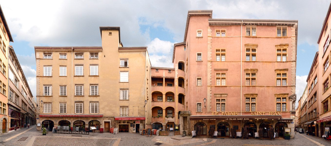 Vieux Lyon | Place Neuve Saint-Jean