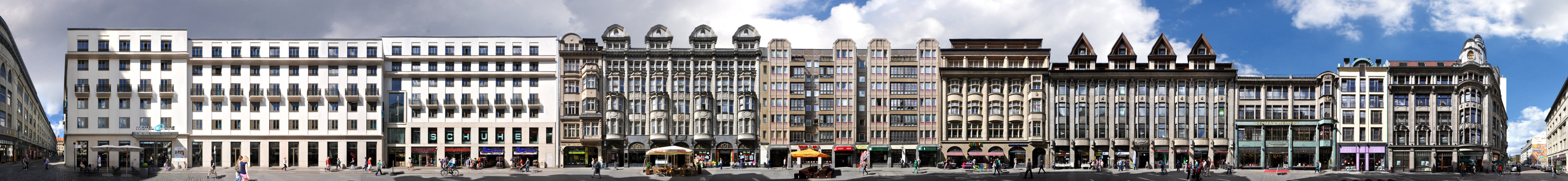 Nikolaistrasse | fur trader buildings