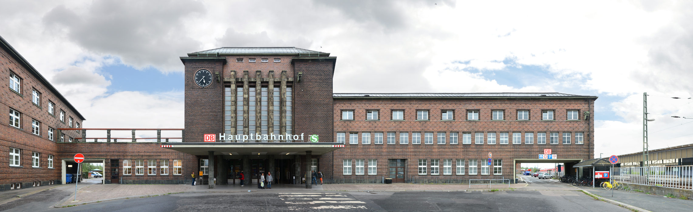 Bahnhof Zwickau Architektur Fassade Gebäude